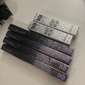 Urban Decay Eyeliner 24/7 Glide + Heavy Metal Glitter